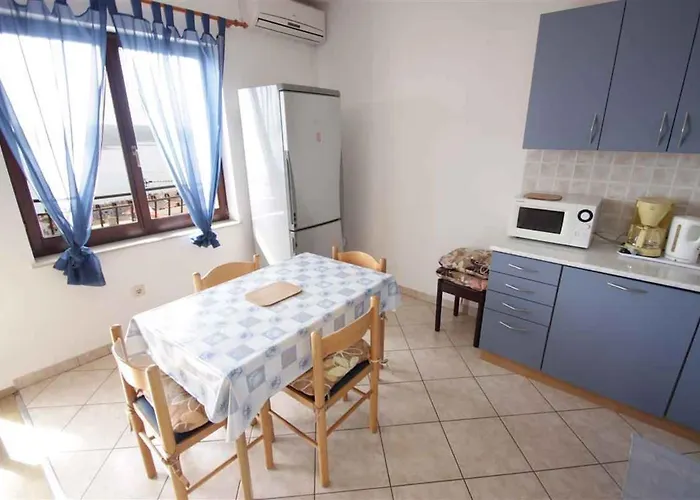 Three-bedroom In Xii Apartamento *