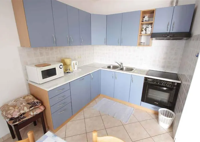 Three-bedroom In Xii Apartamento