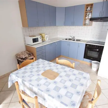 Three-bedroom In Xii * Crikvenica