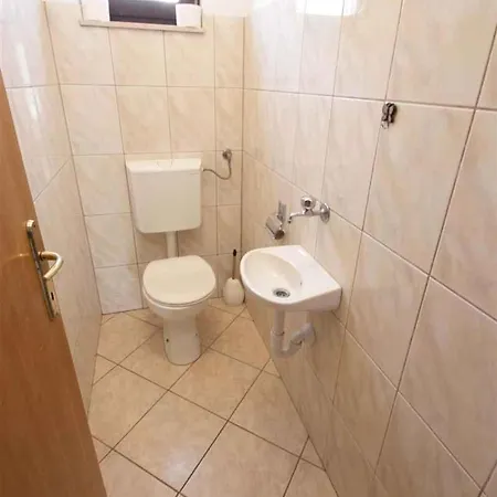 Appartement Three-bedroom In Xii